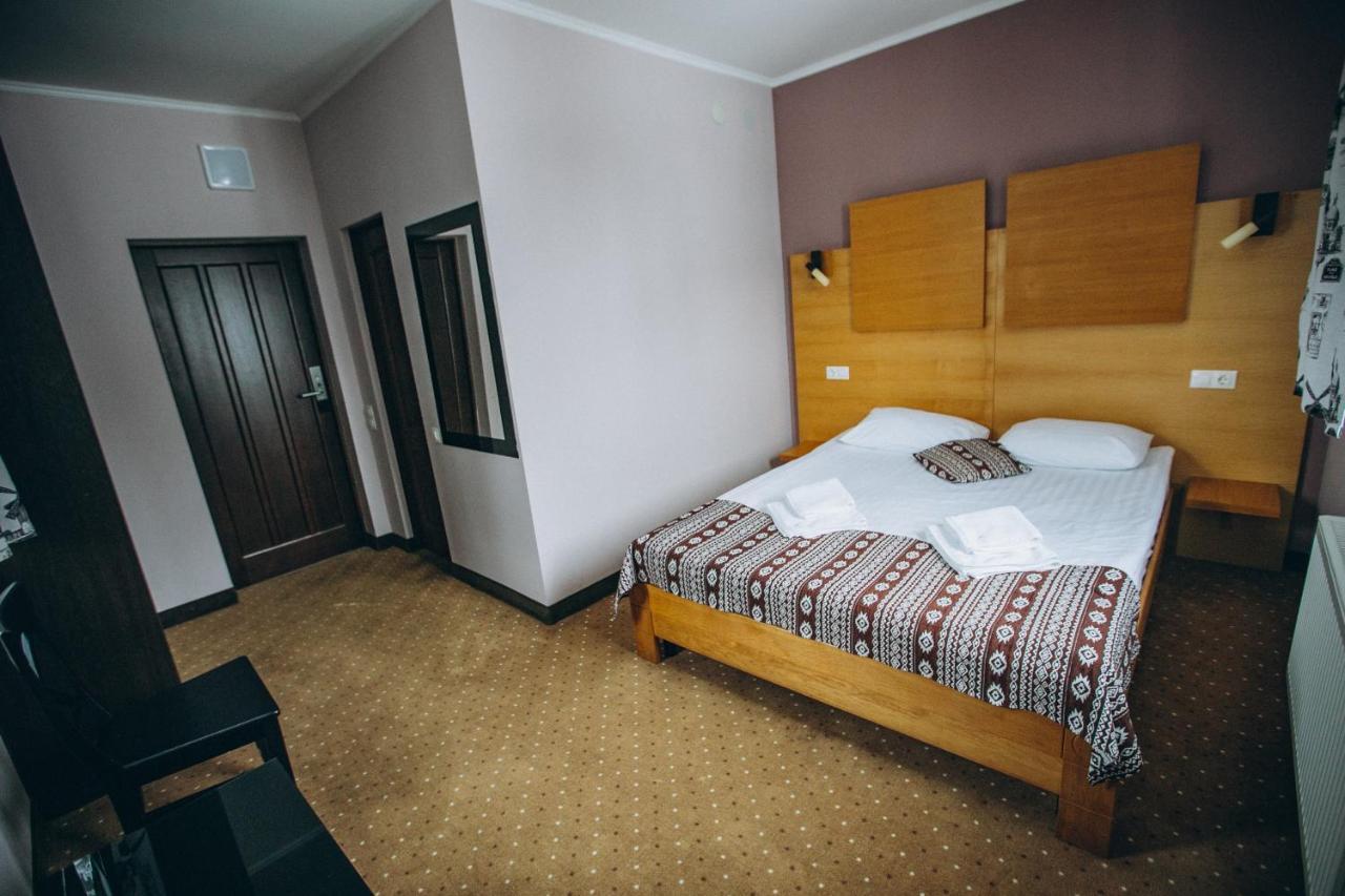 Hoch Land Hotel Yablunytsya Exterior photo
