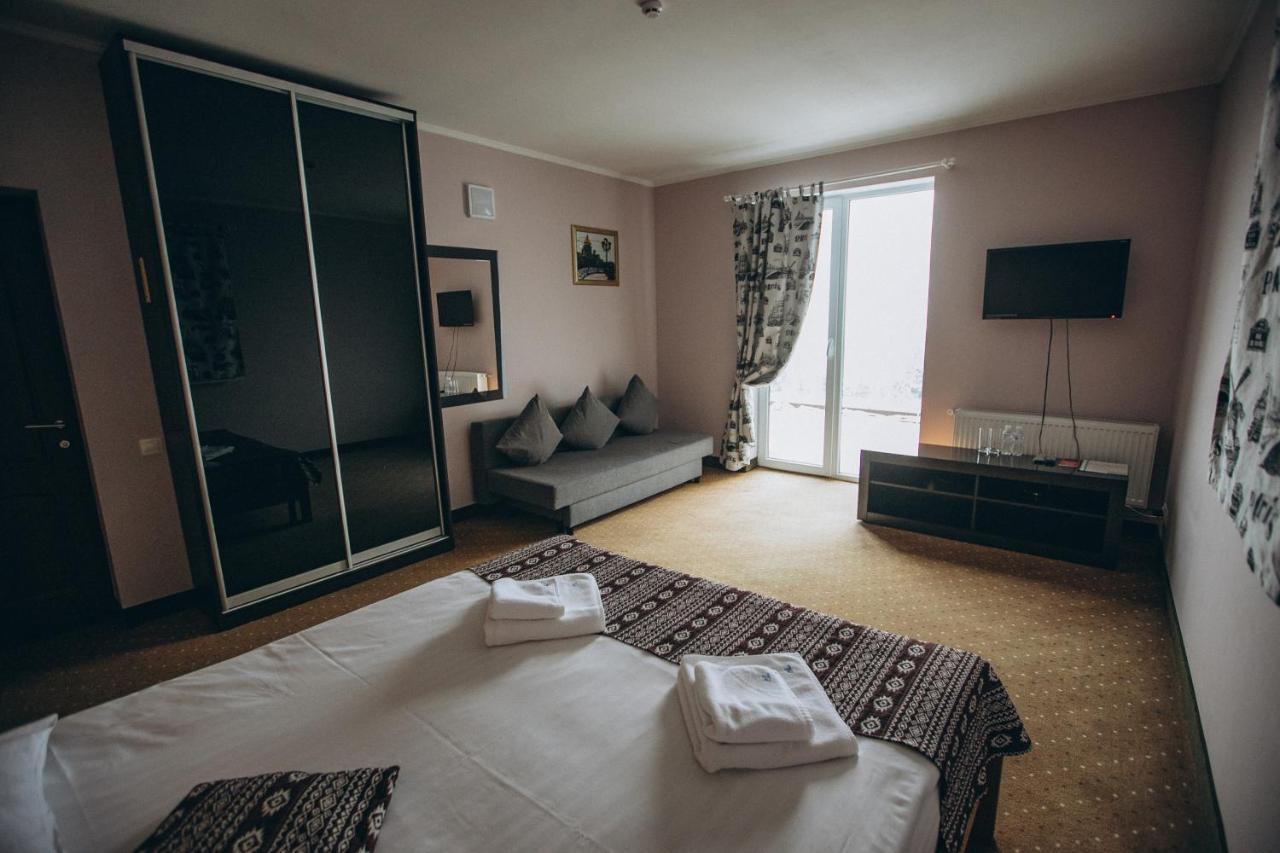 Hoch Land Hotel Yablunytsya Exterior photo